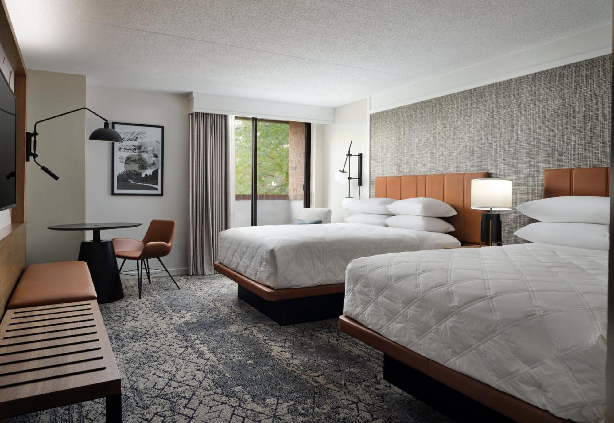 Sheraton Grand Rapids Airport Hotel Cascade Extérieur photo