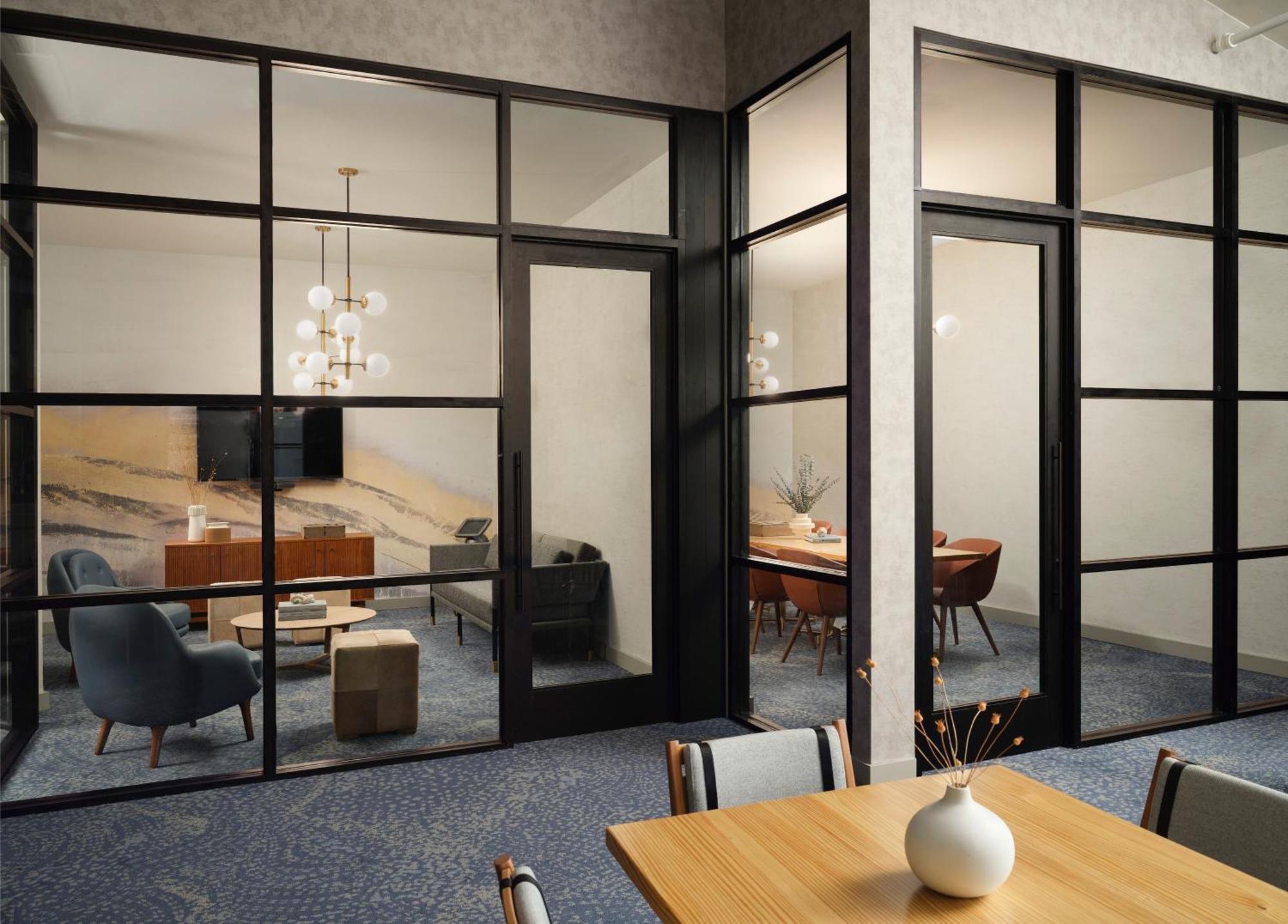 Sheraton Grand Rapids Airport Hotel Cascade Extérieur photo
