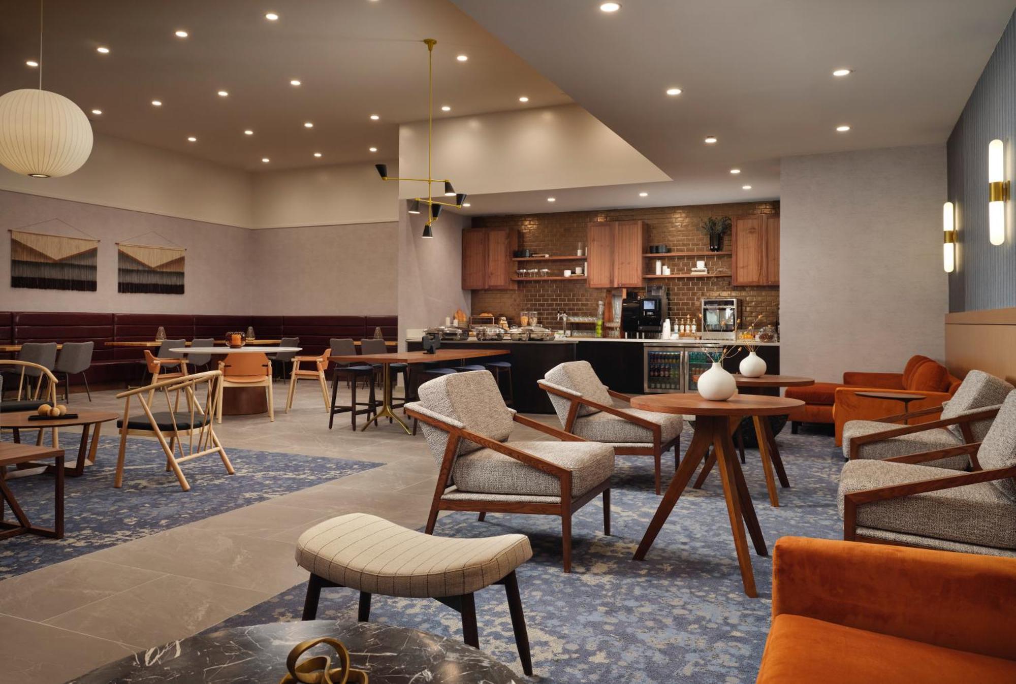 Sheraton Grand Rapids Airport Hotel Cascade Extérieur photo