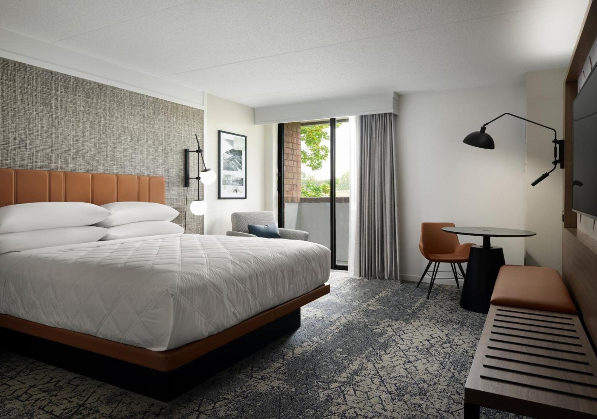 Sheraton Grand Rapids Airport Hotel Cascade Extérieur photo
